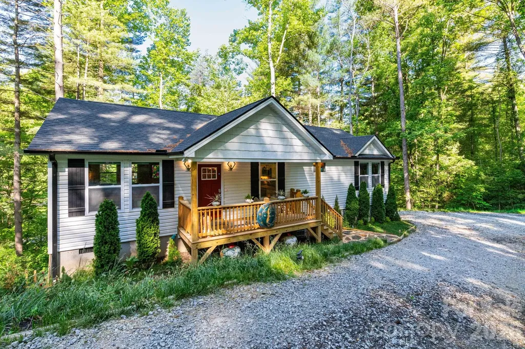 Fairview NC, 30 Edmond Woods Place