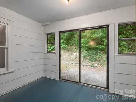 24 Piney Ridge Mountain Road Zirconia NC 28790