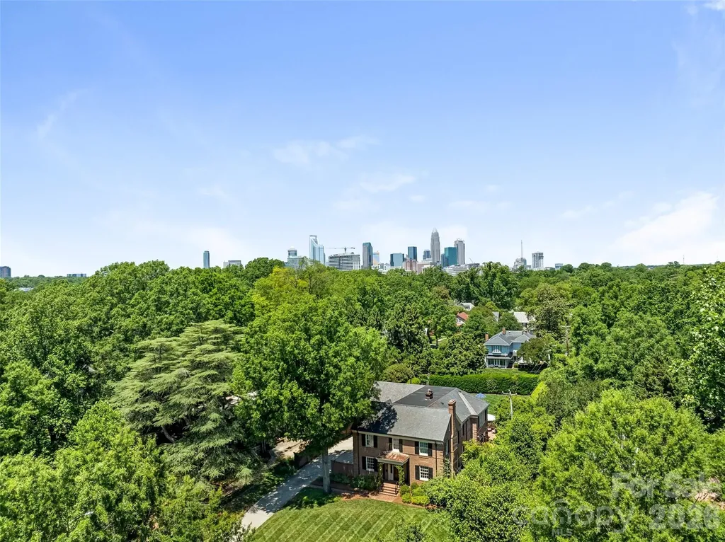 714 Edgehill Road N Charlotte NC 28207