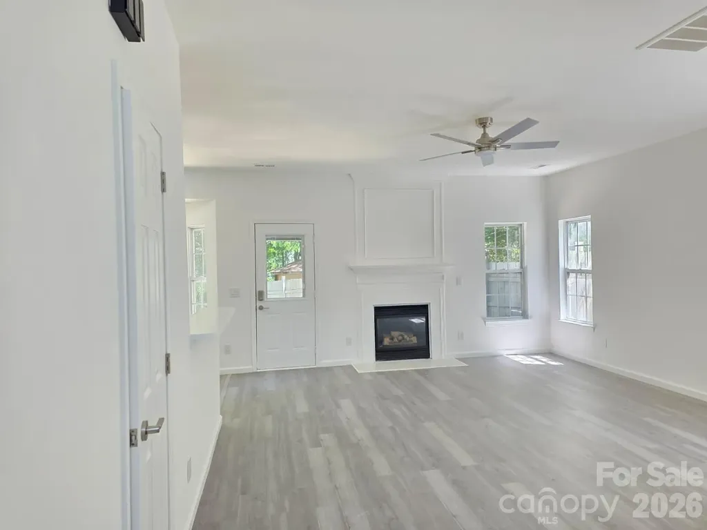 10317 Stoneykirk Lane Charlotte NC 28269