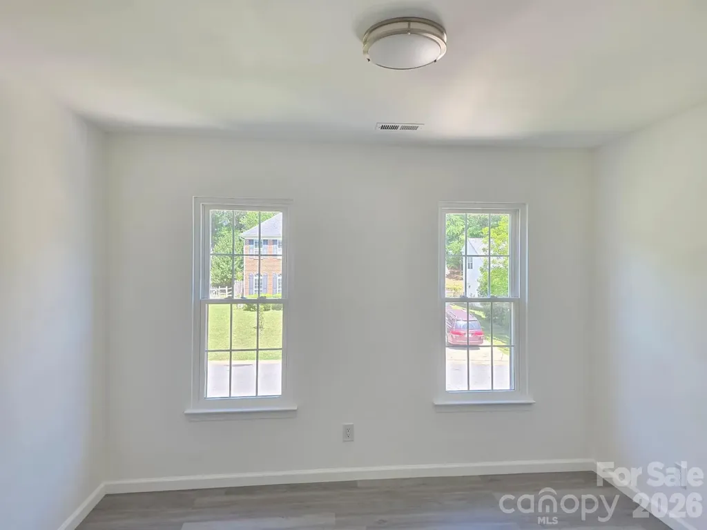 10317 Stoneykirk Lane Charlotte NC 28269