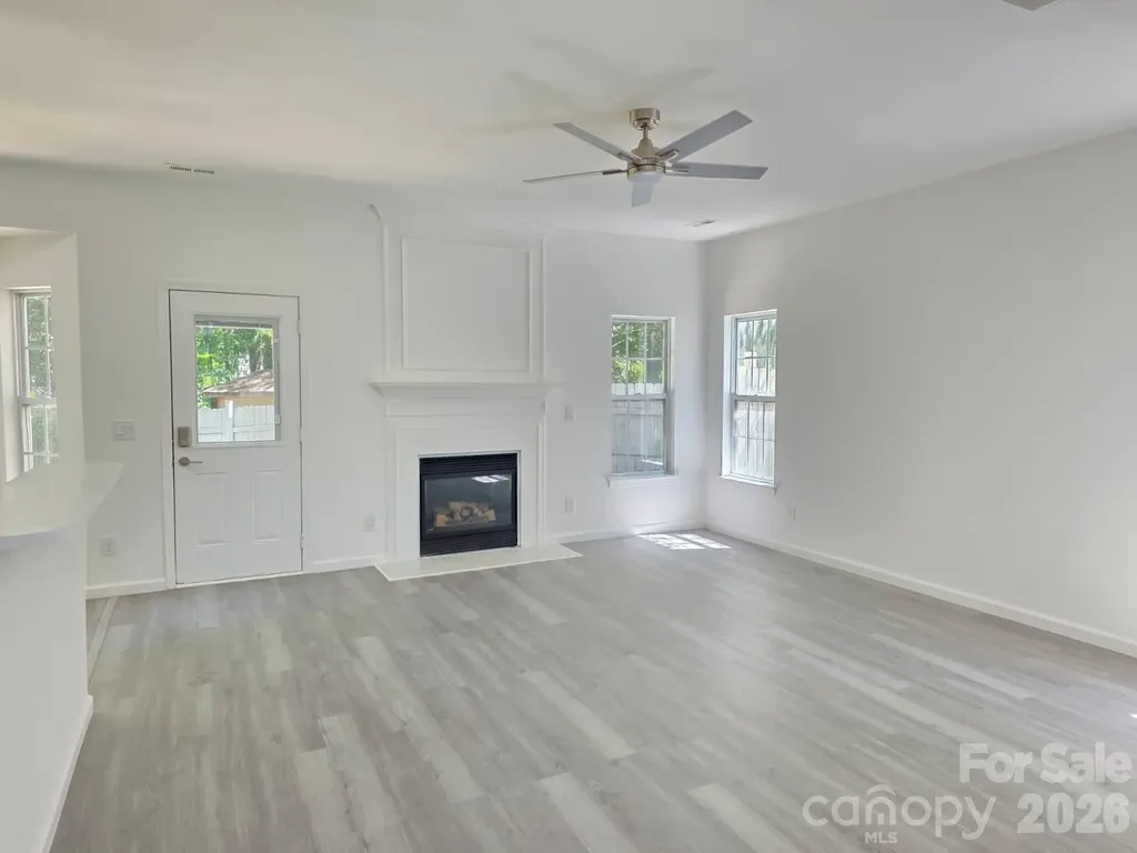 10317 Stoneykirk Lane Charlotte NC 28269