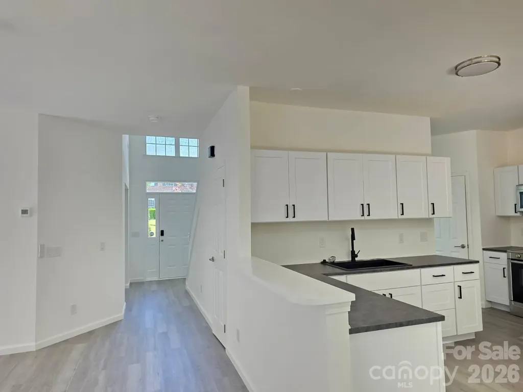 10317 Stoneykirk Lane Charlotte NC 28269