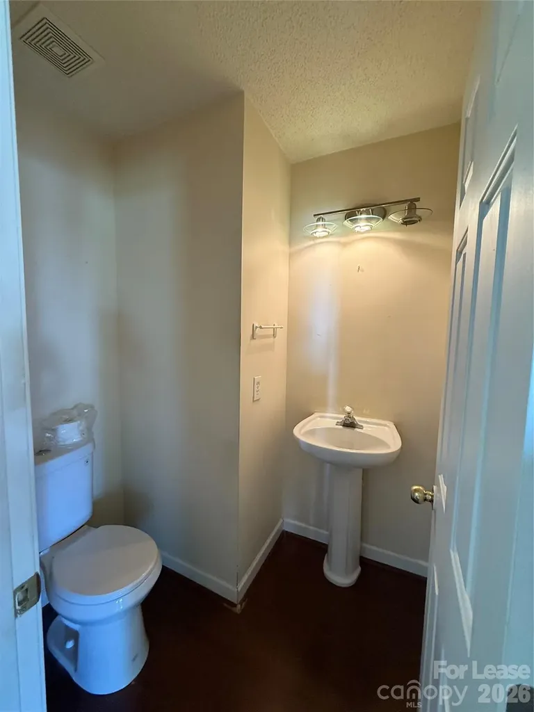 3327 Buckvalley Drive Charlotte NC 28214