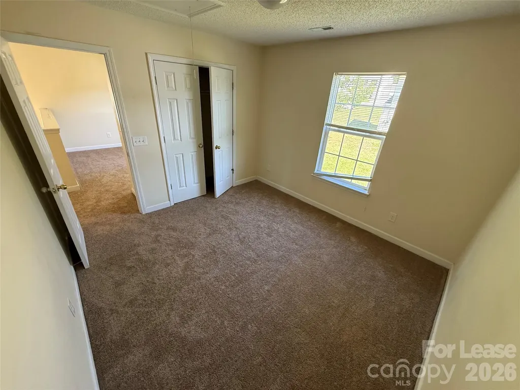 3327 Buckvalley Drive Charlotte NC 28214