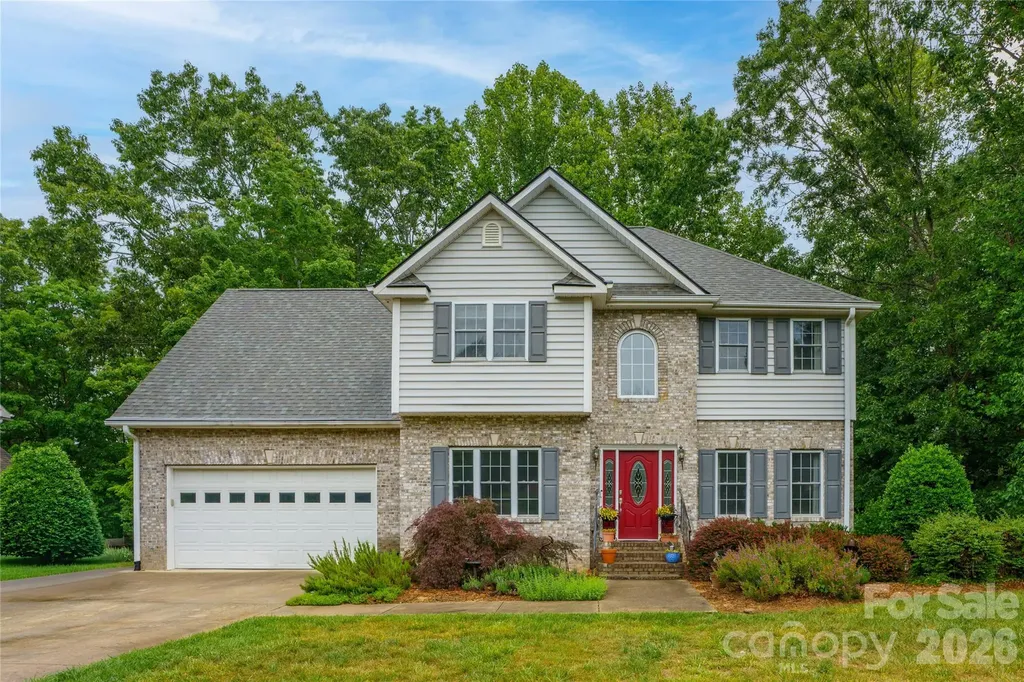 Asheville NC, 100 Welwyn Lane