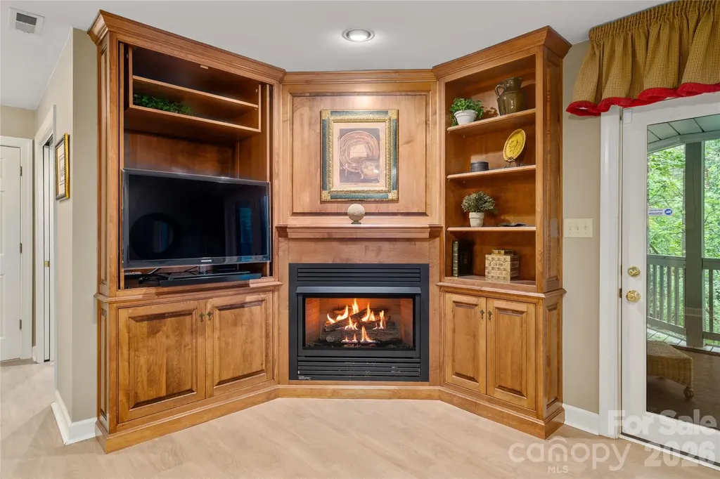 100 Welwyn Lane Asheville NC 28805