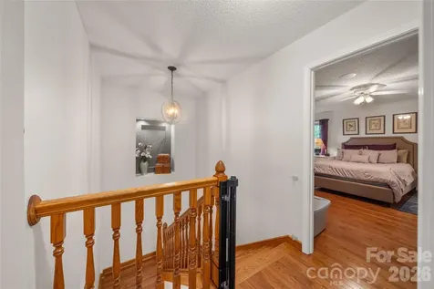 100 Welwyn Lane Asheville NC 28805