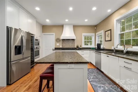 100 Welwyn Lane Asheville NC 28805