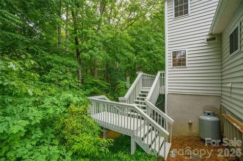 100 Welwyn Lane Asheville NC 28805