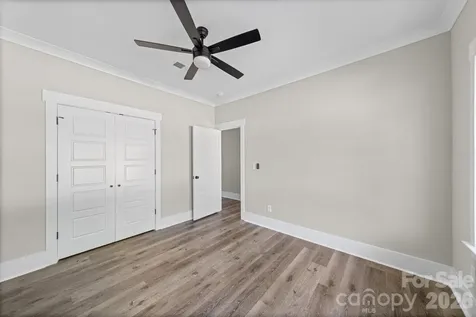 2406 Newland Road Charlotte NC 28216