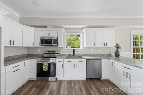 2406 Newland Road Charlotte NC 28216