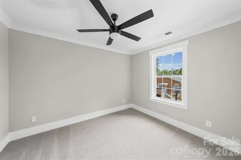2406 Newland Road Charlotte NC 28216