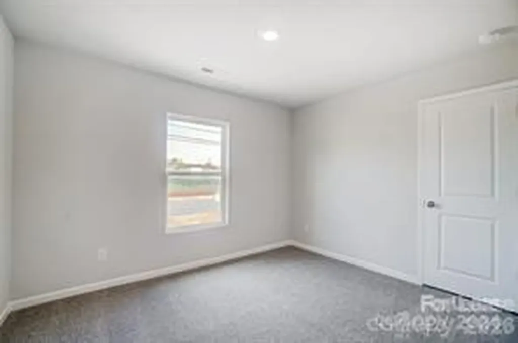 807 Jost Street Statesville NC 28677