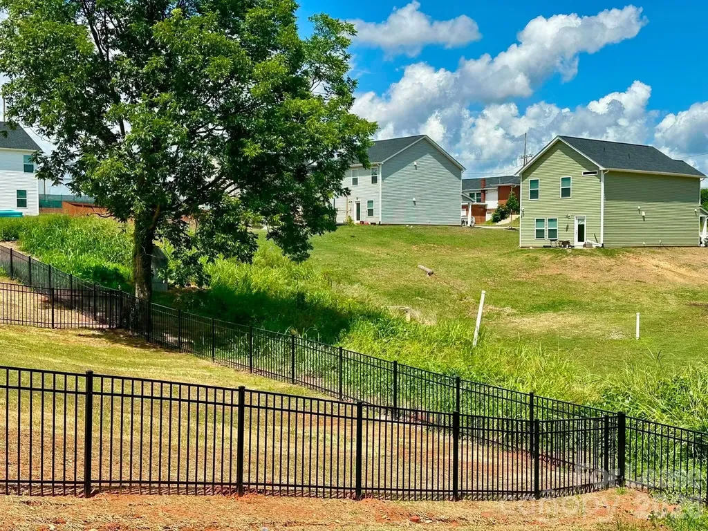 807 Jost Street Statesville NC 28677