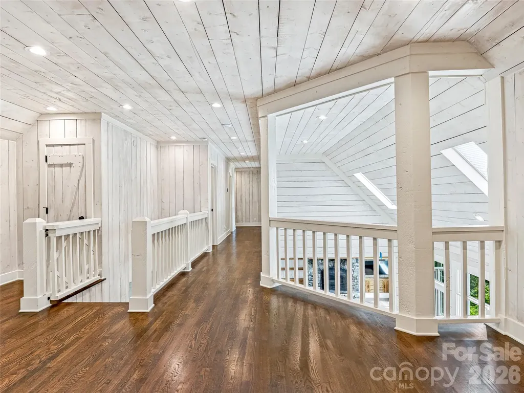 251 Toxaway Court Lake Toxaway NC 28747