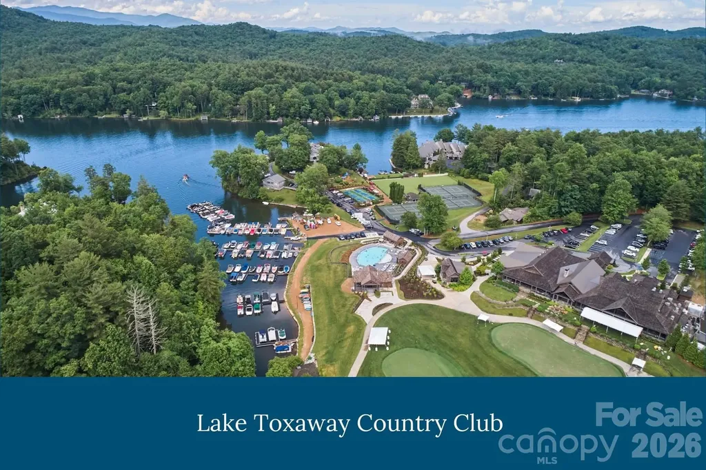 251 Toxaway Court Lake Toxaway NC 28747