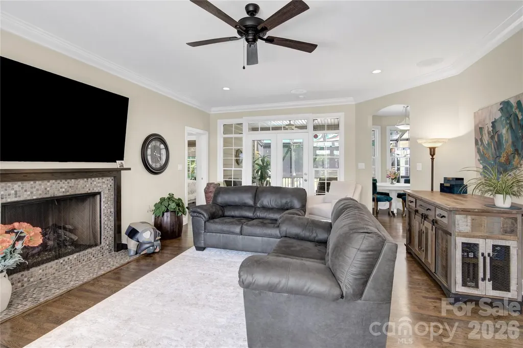 724 Big Indian Loop Mooresville NC 28117