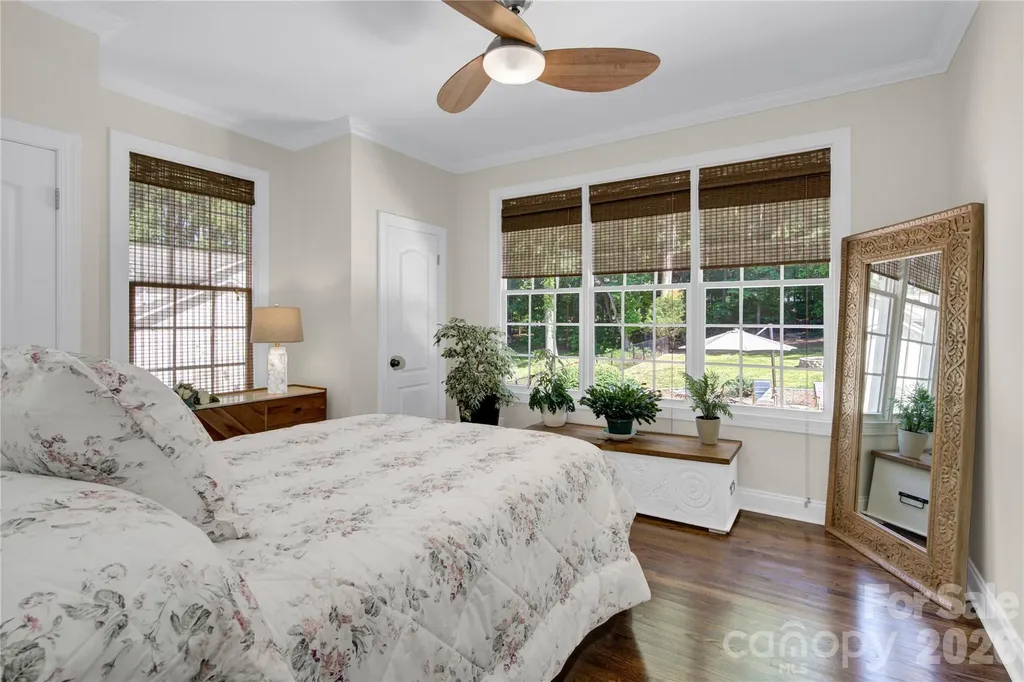 724 Big Indian Loop Mooresville NC 28117