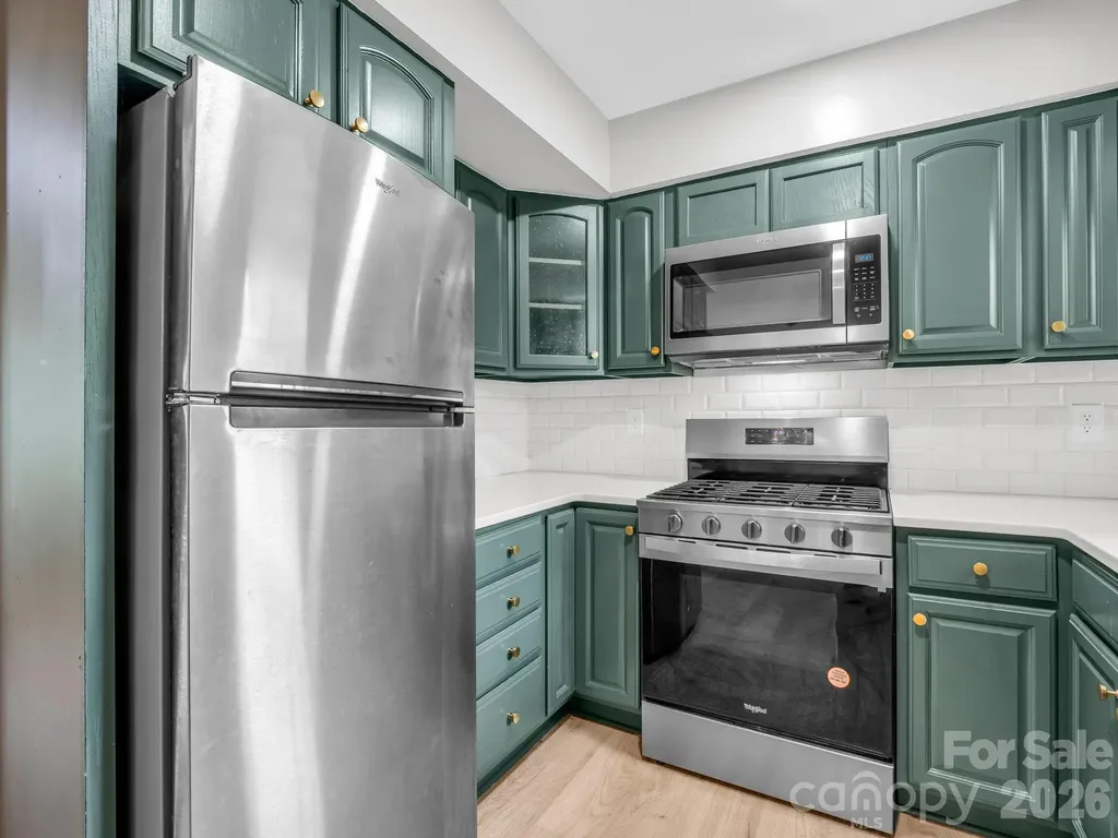 204 Jeff Street Hendersonville NC 28739