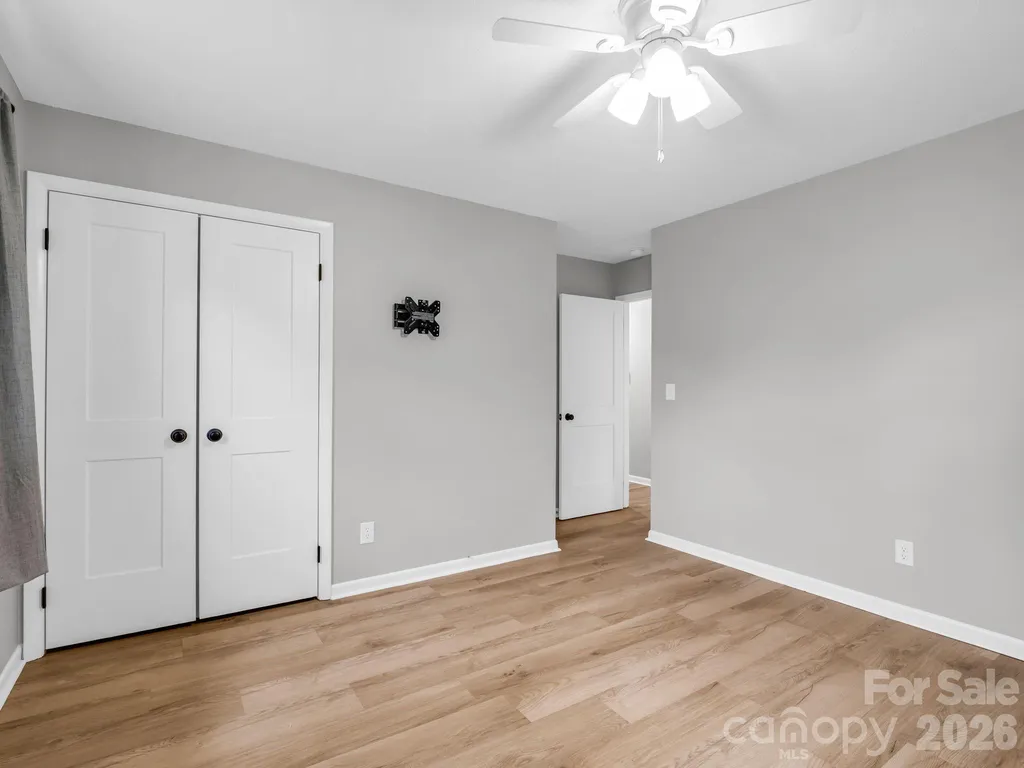 204 Jeff Street Hendersonville NC 28739