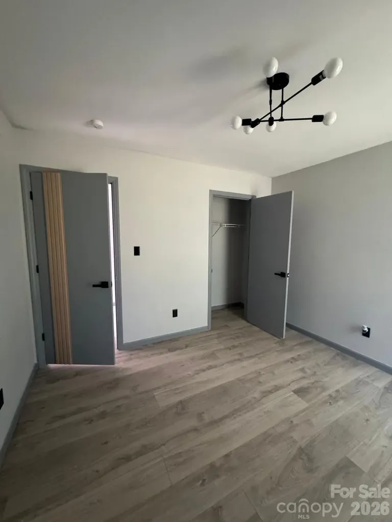 11209 Snapfinger Drive Charlotte NC 28277
