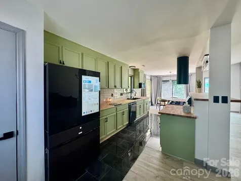 11209 Snapfinger Drive Charlotte NC 28277