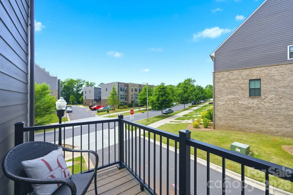 804 Broad River Lane Charlotte NC 28211
