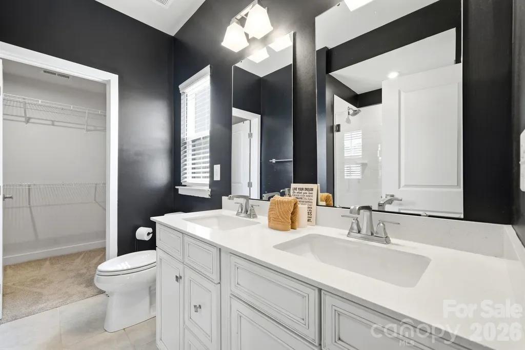804 Broad River Lane Charlotte NC 28211