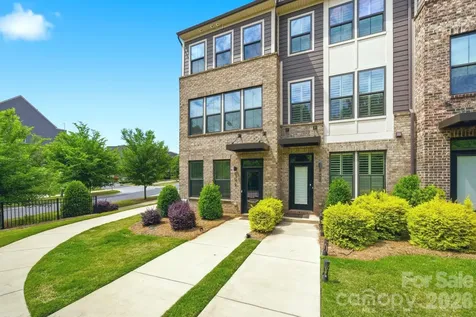 804 Broad River Lane Charlotte NC 28211