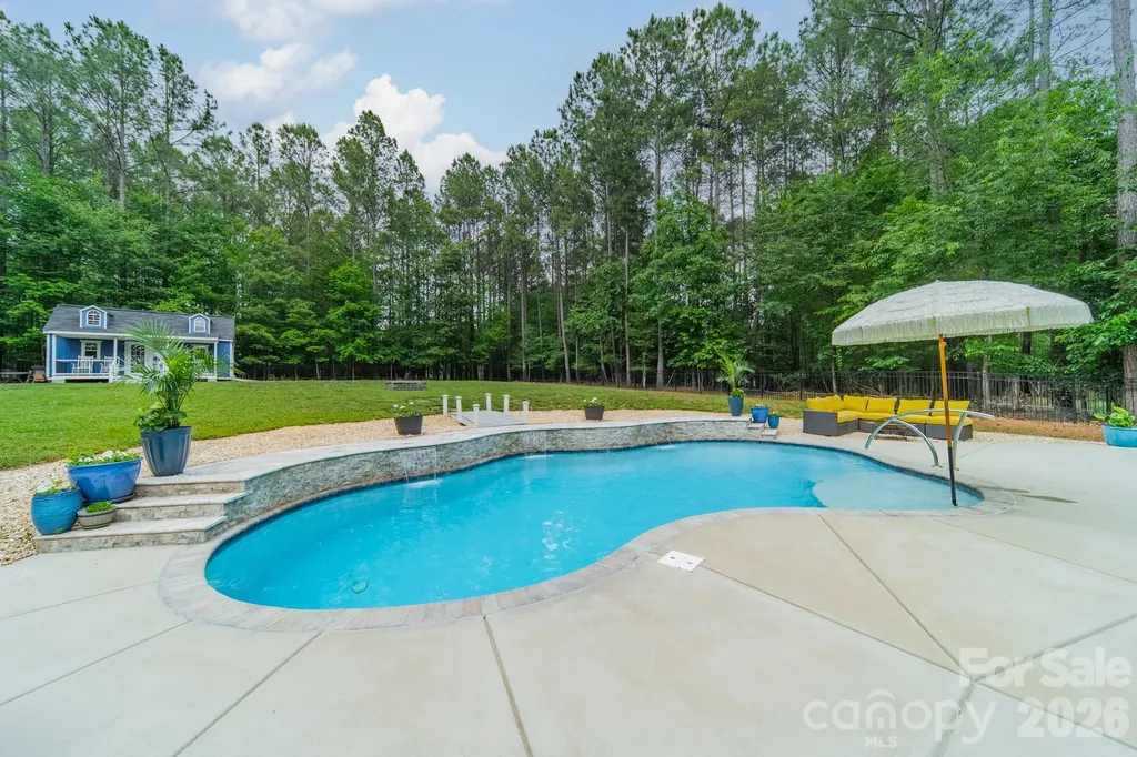 512 Stillwater Road Troutman NC 28166