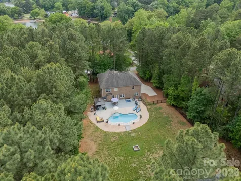512 Stillwater Road Troutman NC 28166
