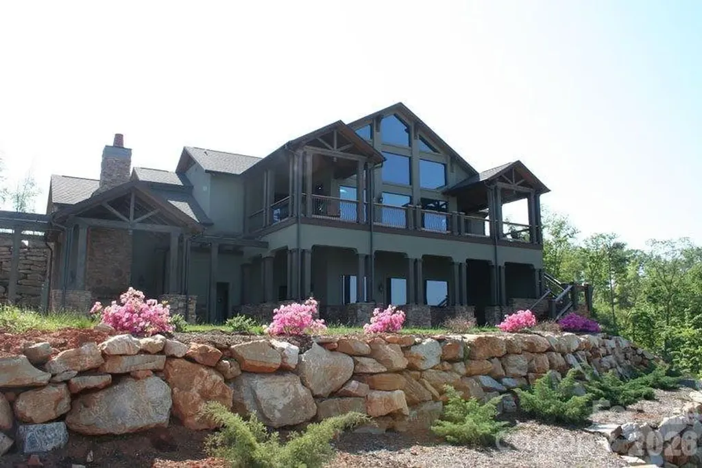 121 Deer Jump Trail Lake Lure NC 28746