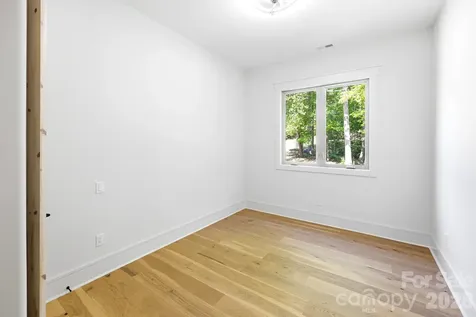 121 Deer Jump Trail Lake Lure NC 28746