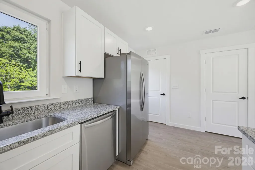 244 S Caldwell Avenue Conover NC 28613