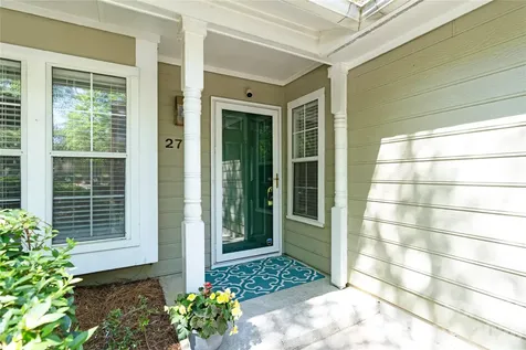 2734 Tiergarten Lane Charlotte NC 28210