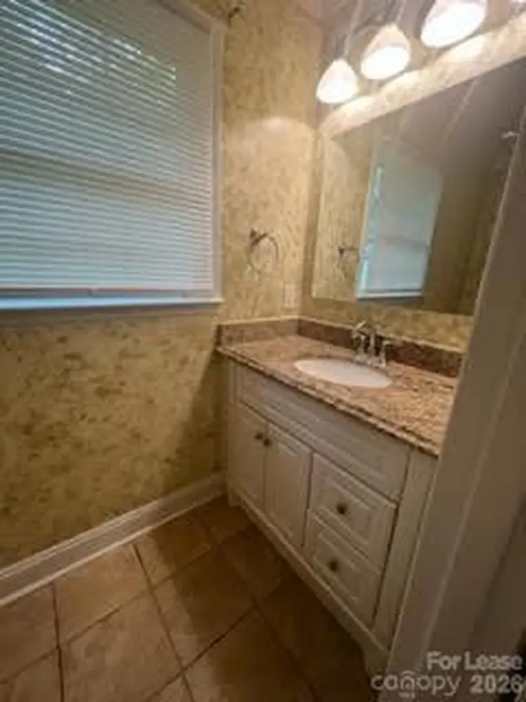 2108 Deepwood Court Gastonia NC 28054