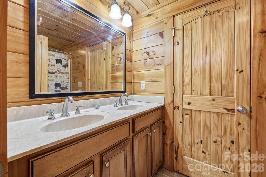 25 Theresa Terrace Road Nebo NC 28761
