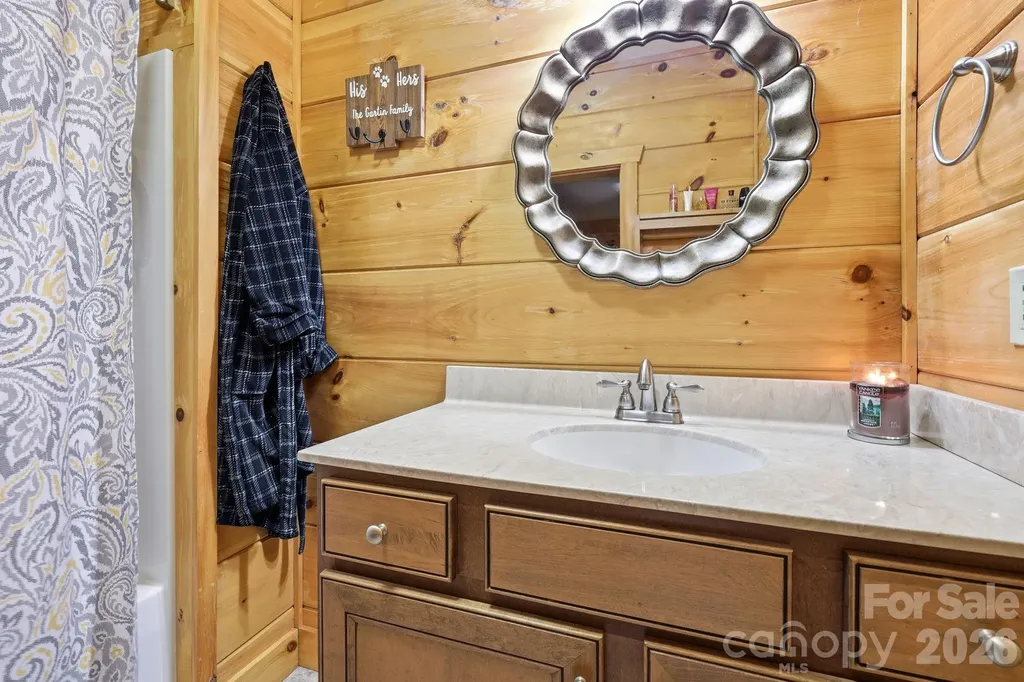 25 Theresa Terrace Road Nebo NC 28761