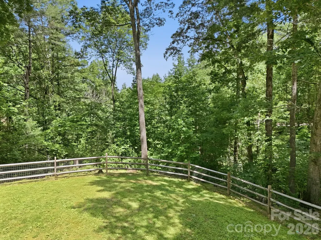 25 Theresa Terrace Road Nebo NC 28761