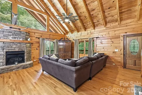 25 Theresa Terrace Road Nebo NC 28761