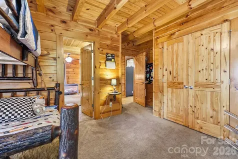 25 Theresa Terrace Road Nebo NC 28761