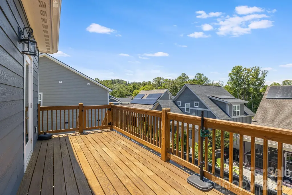 215 Oak Meadow Lane Asheville NC 28804