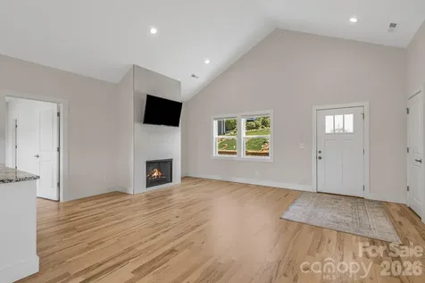215 Oak Meadow Lane Asheville NC 28804