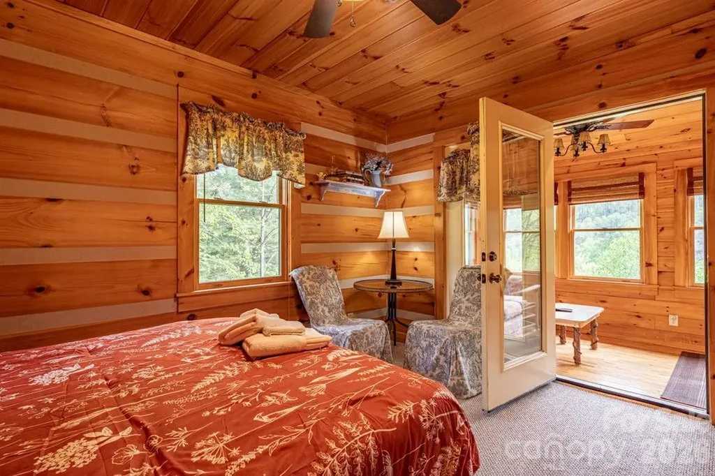 197 Woodby Ridge Road Vilas NC 28692