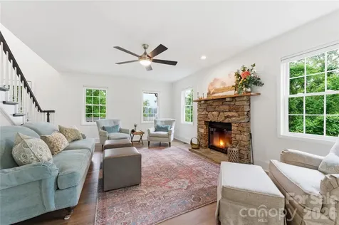 15 Racoon Point Canton NC 28716