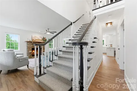 15 Racoon Point Canton NC 28716