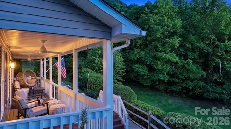15 Racoon Point Canton NC 28716