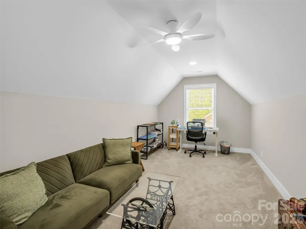 221 Millbrae Loop Hendersonville NC 28791