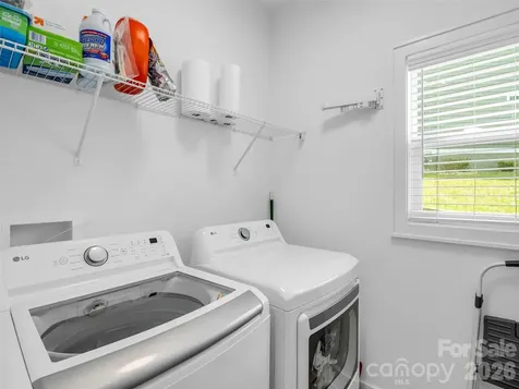 221 Millbrae Loop Hendersonville NC 28791